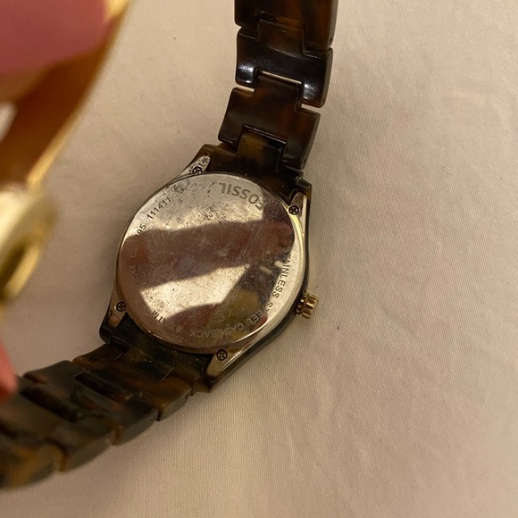 Fossil Watch - Picture 6 of 6